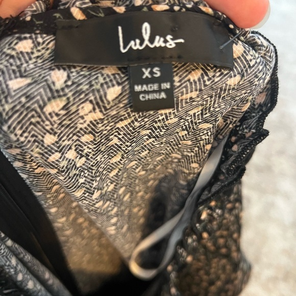 Lulu’s Admire You Floral Black Print Ruffled Long Sleeve Mini Dress Size XS BNWT - Picture 4 of 4